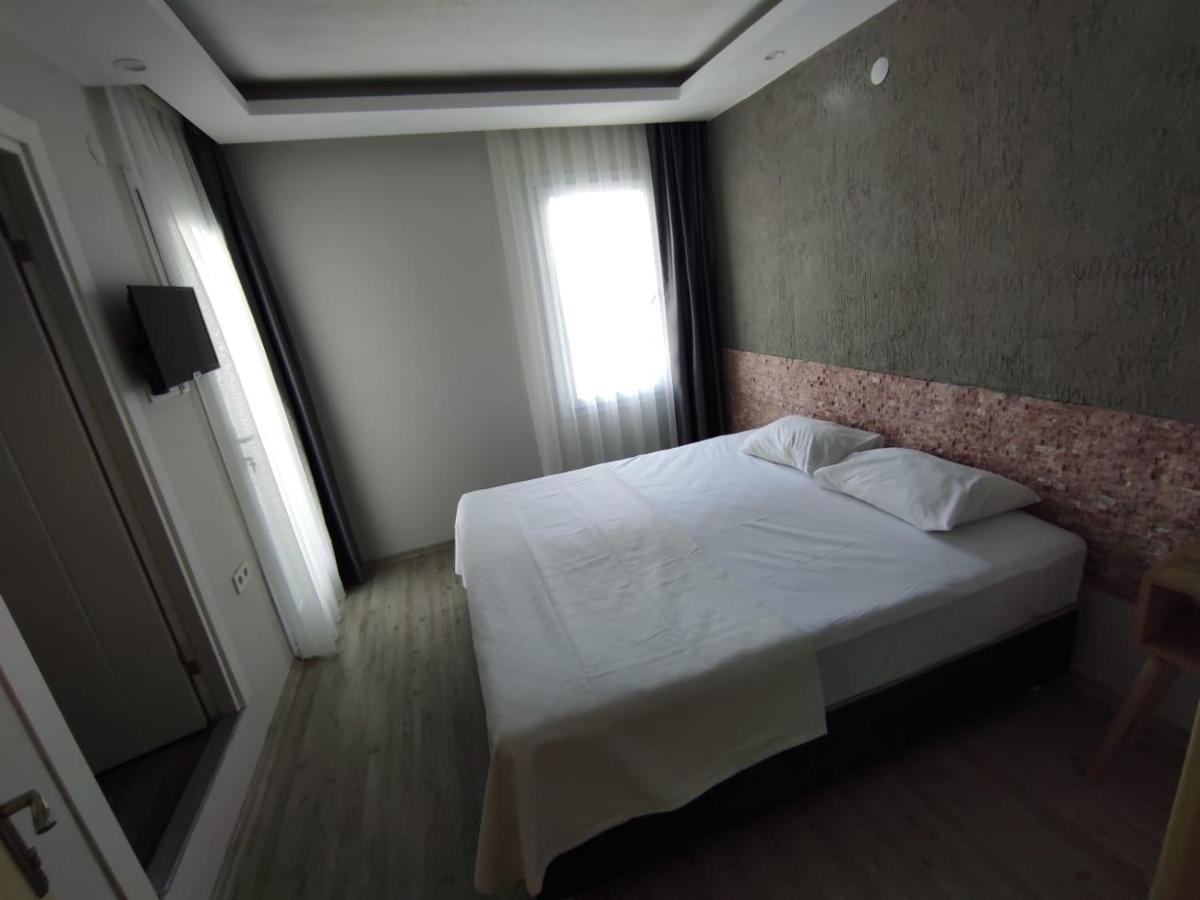 Çeşme 1989 Hotel Sebat מראה חיצוני תמונה