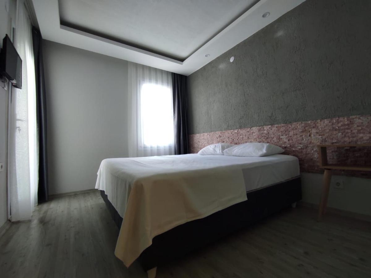 Çeşme 1989 Hotel Sebat מראה חיצוני תמונה
