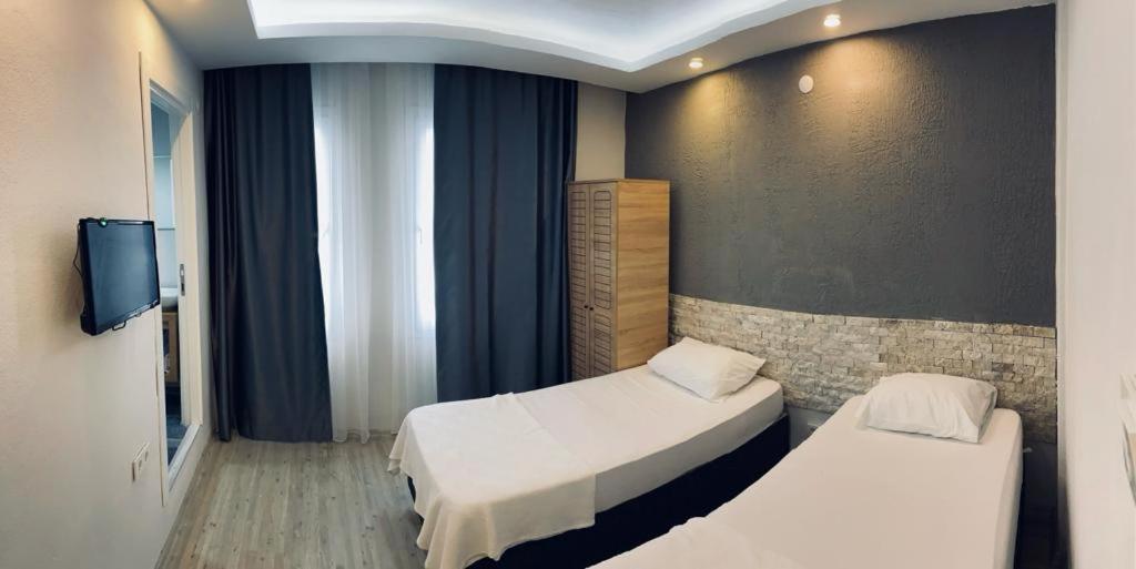 Çeşme 1989 Hotel Sebat מראה חיצוני תמונה