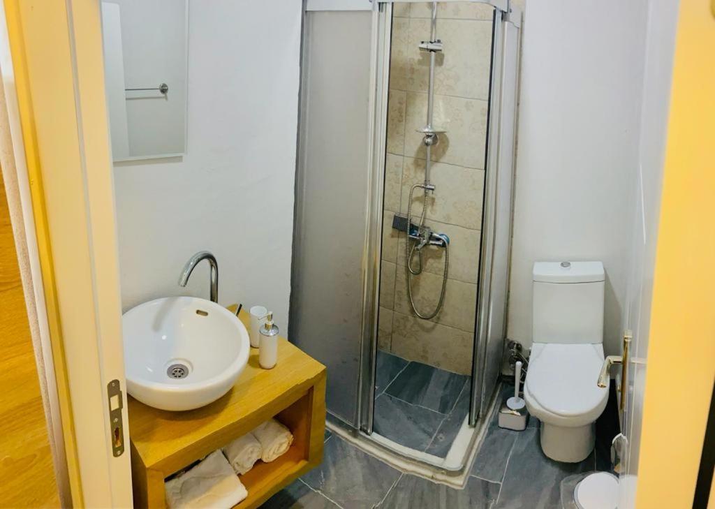 Çeşme 1989 Hotel Sebat מראה חיצוני תמונה