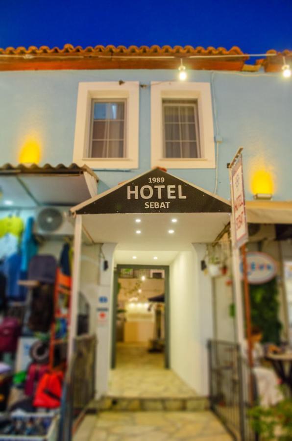 Çeşme 1989 Hotel Sebat מראה חיצוני תמונה