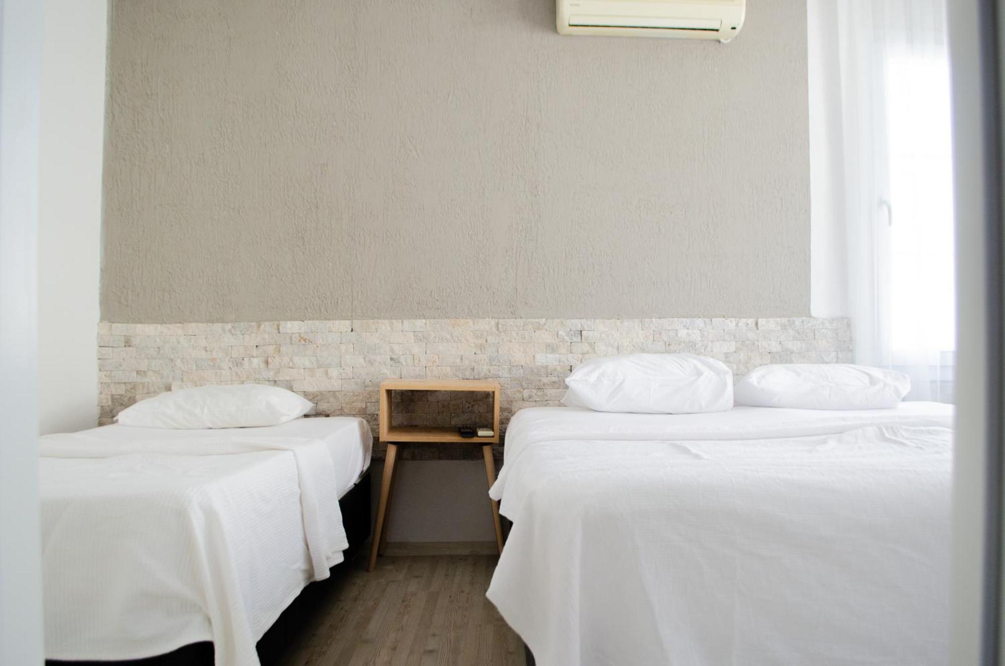 Çeşme 1989 Hotel Sebat מראה חיצוני תמונה